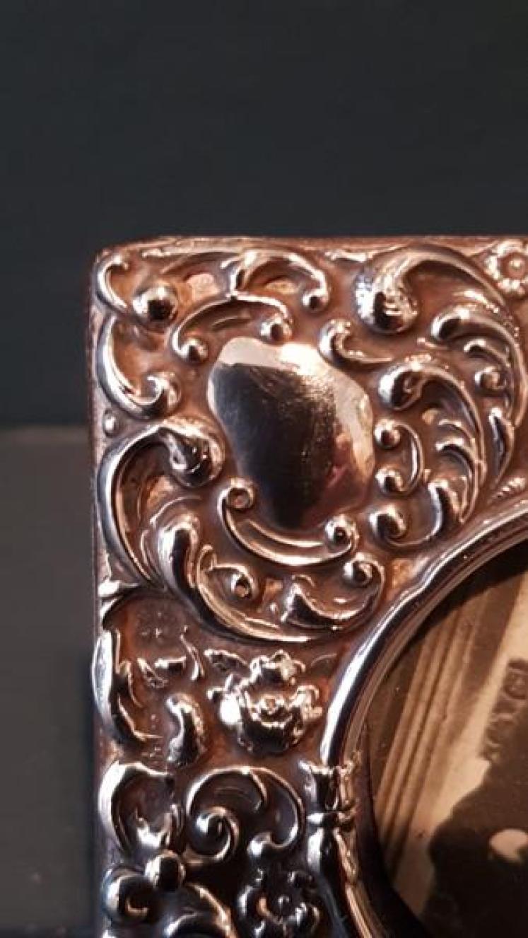 Small Victorian Embossed Silver Photo Frame  - Image 2