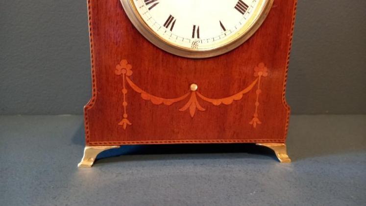 Edwardian Period Inlaid Bracket Style Mantel Clock - Image 3