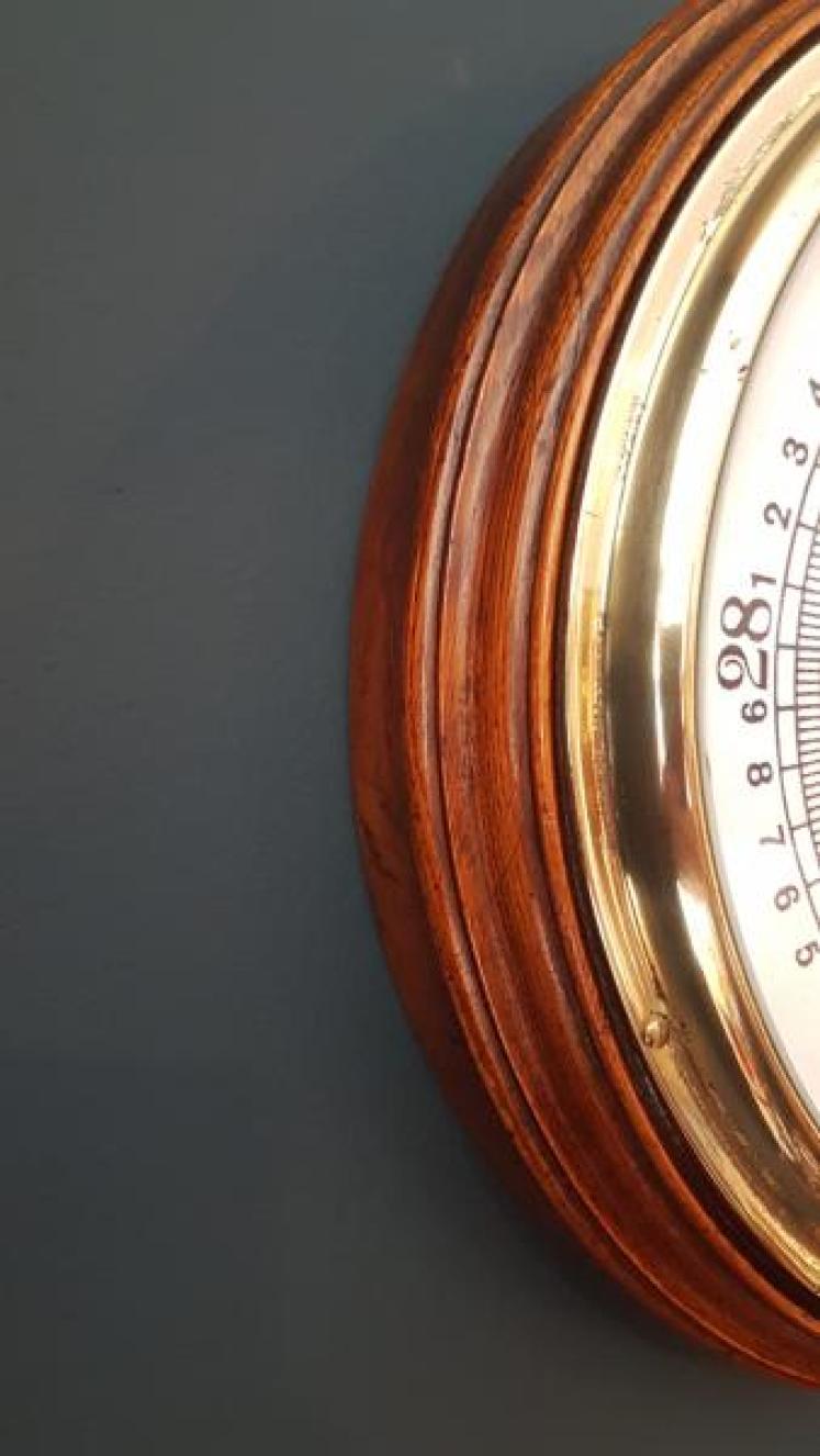 Large Victorian Oak Enamel Dial Wheel Barometer - Image 4