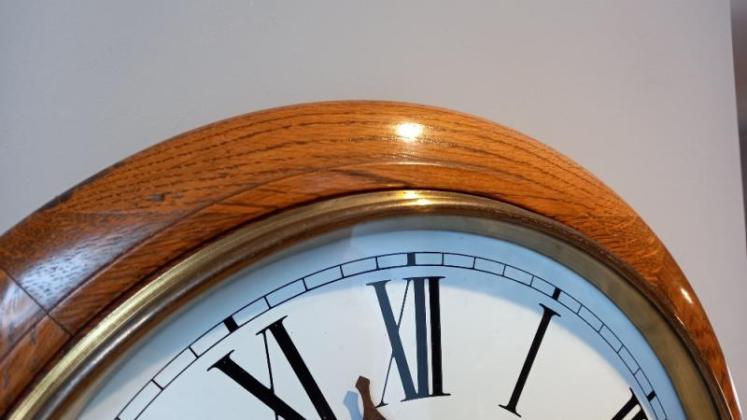 Victorian Light Oak 8 Day Dial Wall Clock - Image 2