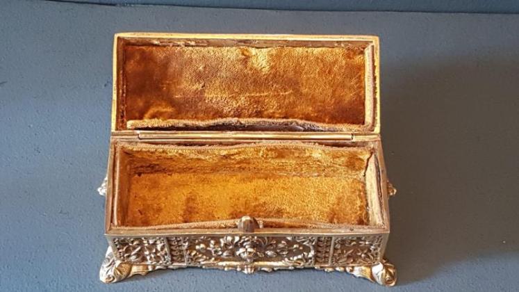 Superb Victorian Cast Brass Jewel Casket - Image 3
