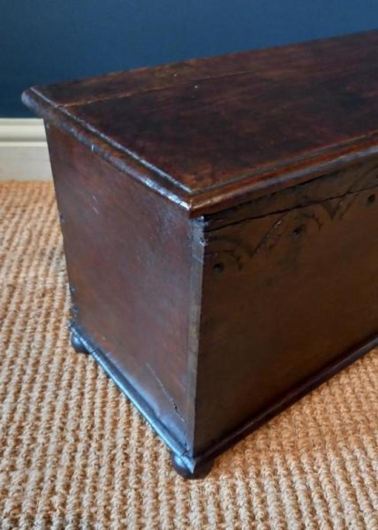 Small James II Period Oak Coffer c.1680 - Image 3