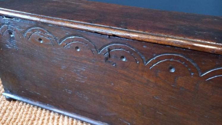 Small James II Period Oak Coffer c.1680 - Image 4