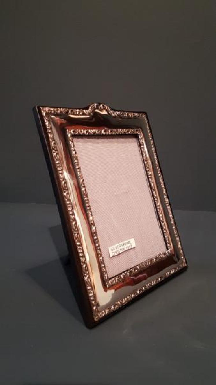 George V Chester Silver Photo Frame  - Image 5
