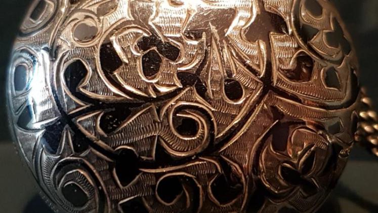 Victorian Russian Silver and Niello Scent  - Image 5