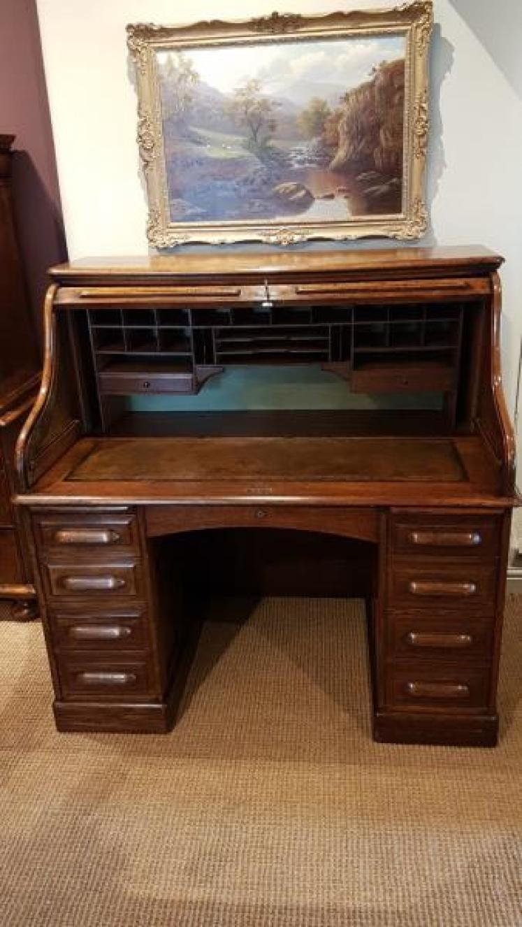 Top Quality Victorian Oak Roll Top Desk  - Image 1