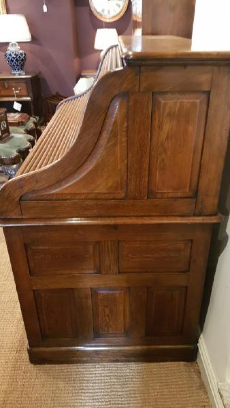 Top Quality Victorian Oak Roll Top Desk  - Image 4