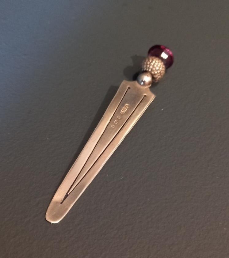 Edwardian Period Silver Thistle Top Bookmark - Image 5