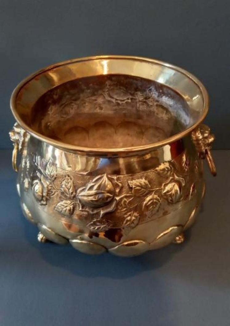 Mid Victorian Cast Brass Jardiniere - Image 2