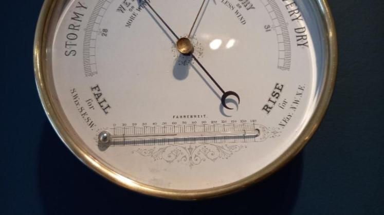 Large Mid Victorian 6.5" Marine Barometer & Thermometer - Image 2