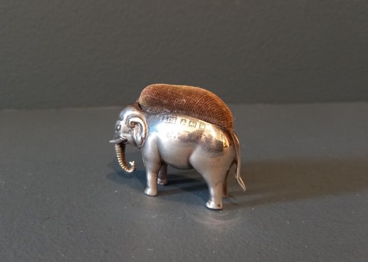 Edwardian Period Silver Elephant Novelty Pin Cushion - Image 5