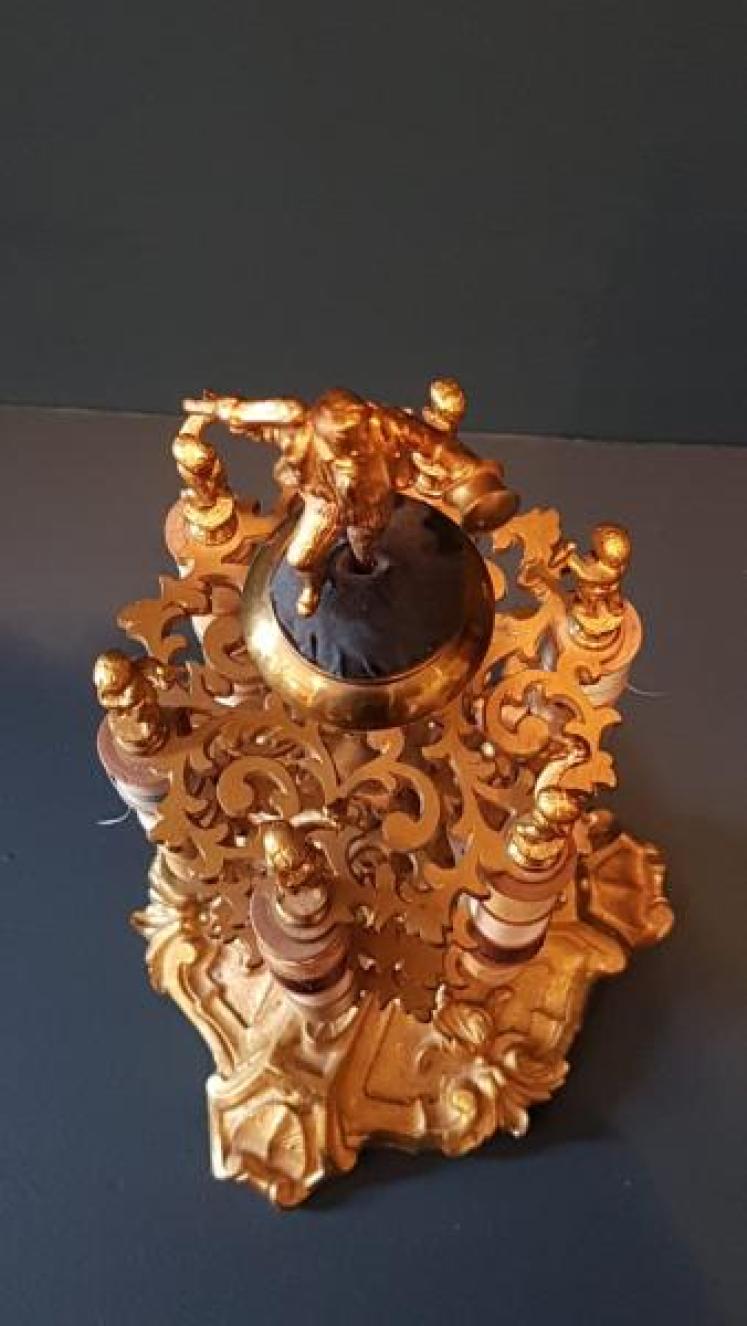 Fine Quality Gilt Bronze Bobbin Stand - Image 2