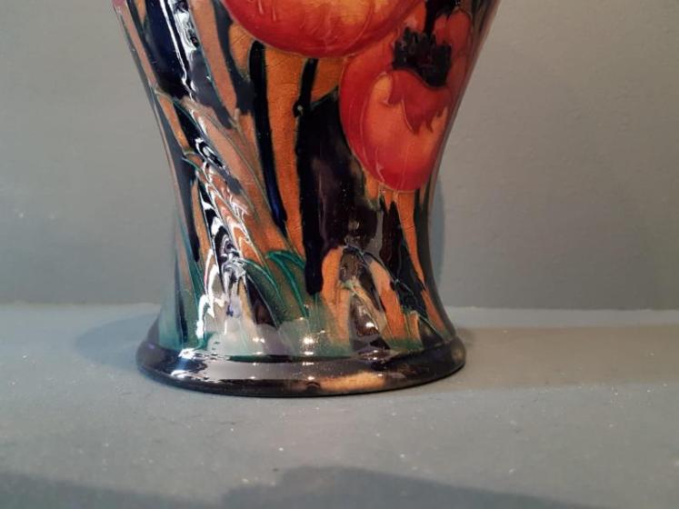 Impressive Moorcroft Big Poppy Vase - Image 7