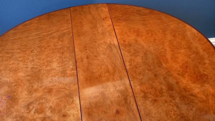 Mid Victorian Figured Walnut Baby Sutherland Table - Image 3