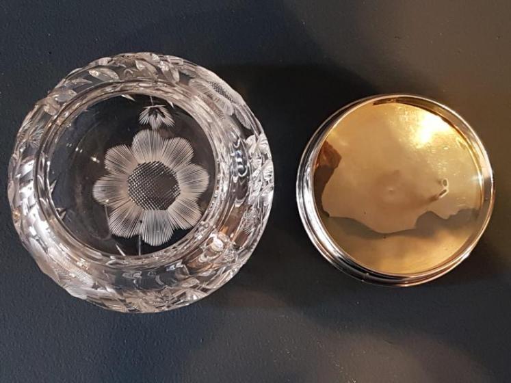 Fine Quality Enamel Top Table Jar - Image 4