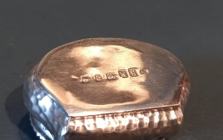 Victorian Silver Planished Table Snuff Box - Image 6