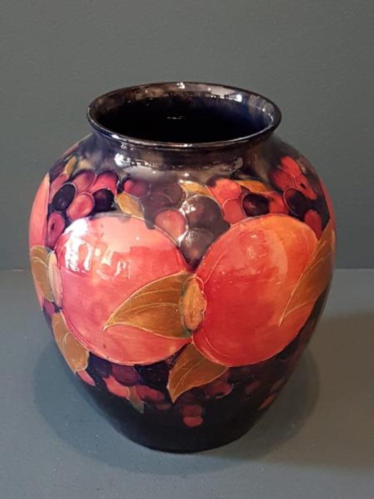 Superb Moorcroft Pomegranate Vase - Image 1