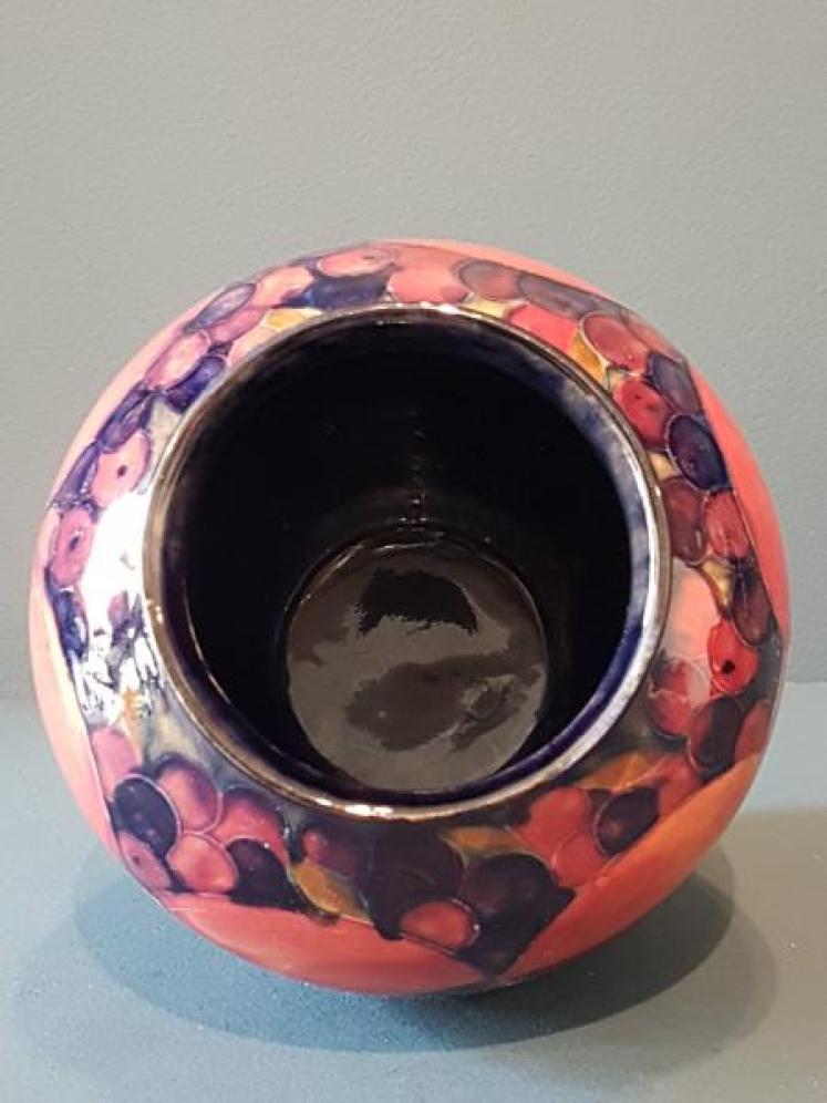 Superb Moorcroft Pomegranate Vase - Image 4