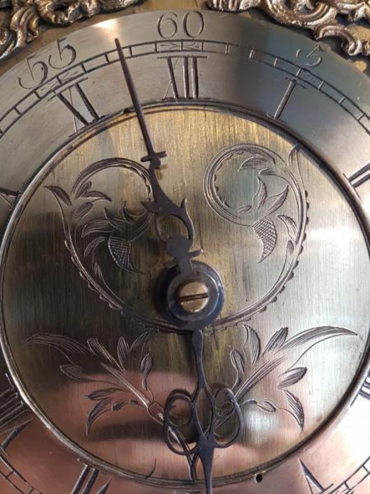 Small Wilson of Askrigg Hook and Spike Clock - Image 3