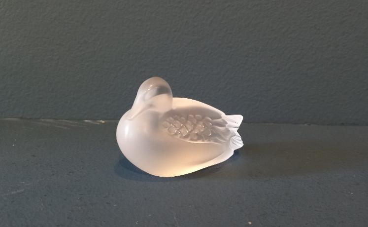 Lalique Opalescent Sitting Duck - Image 7
