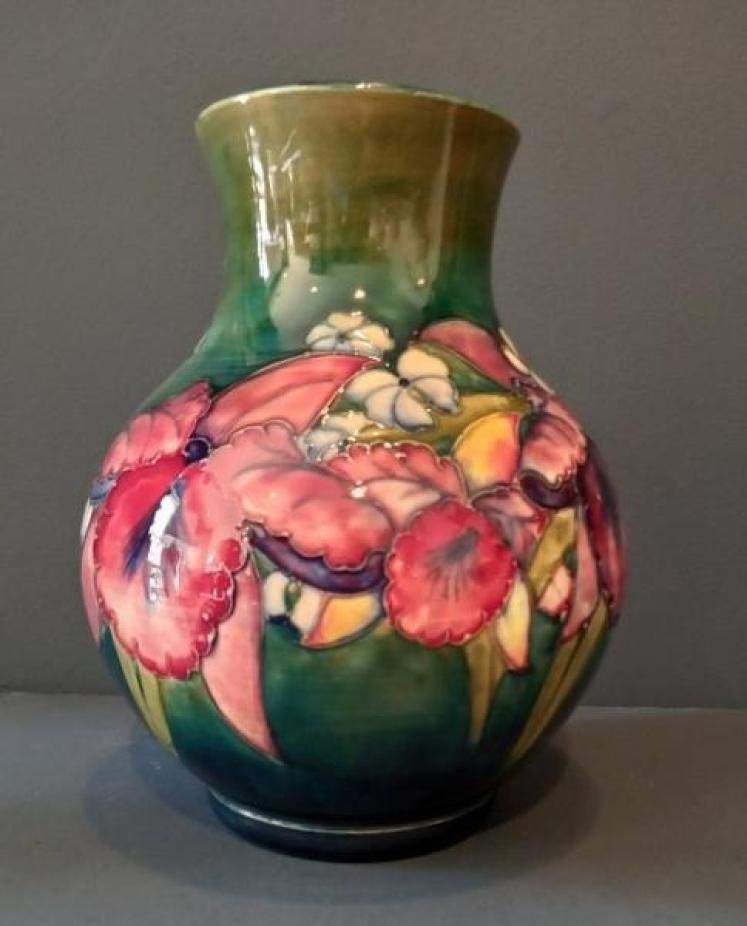 Large Moorcroft Slipper Orchid Vase - Image 5