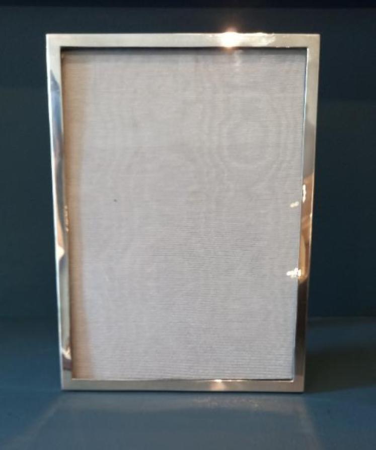 Large George V Period Plain Silver Photo Frame - Image 1