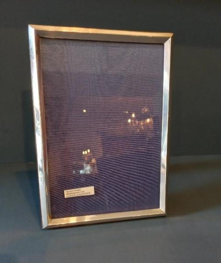 Large George V Silver Angular Photo frame - Image 1