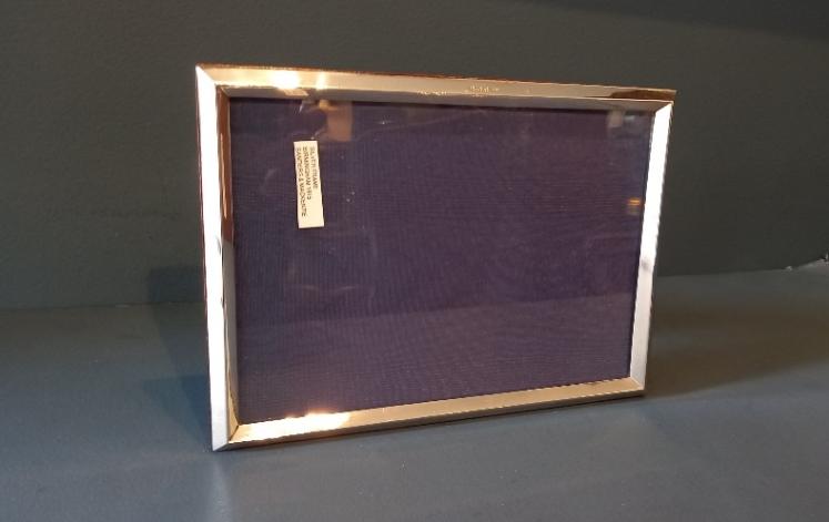 Large George V Silver Angular Photo frame - Image 3