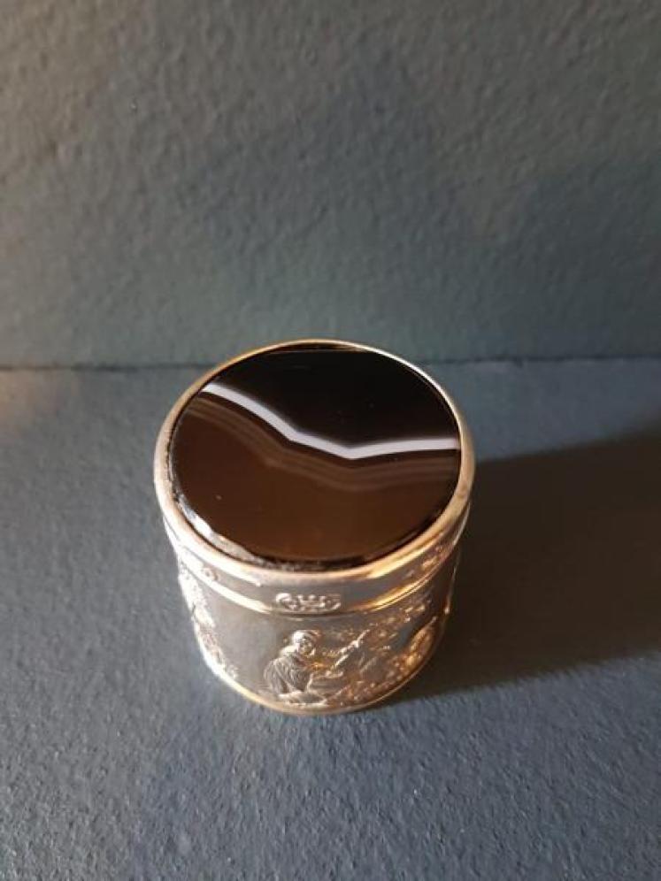Fine Quality Silver Gilt and Agate Table Box - Image 7