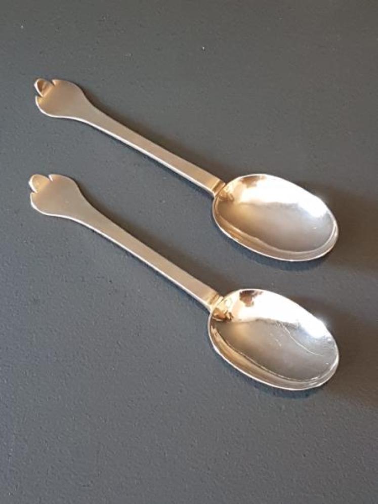 Rare Matching Pair of Charles II Silver Spoons  - Image 1