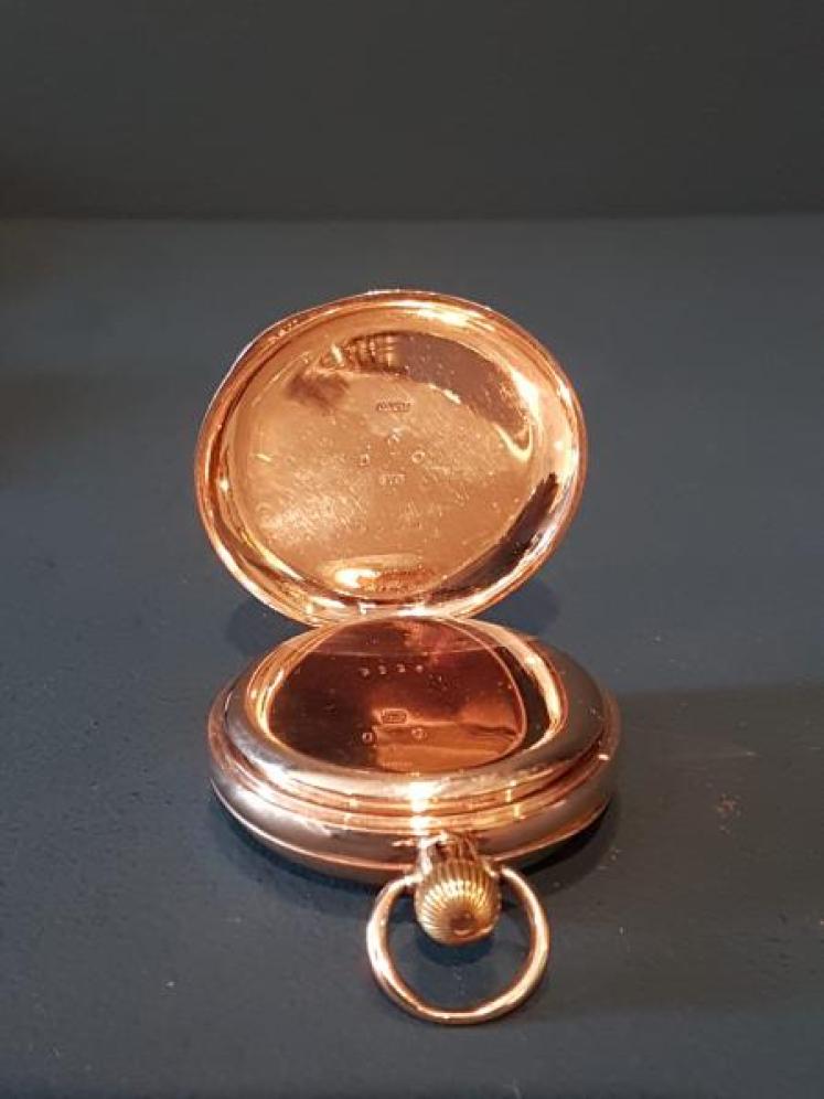 9ct Solid Gold Swiss Pocket Watch - Image 6