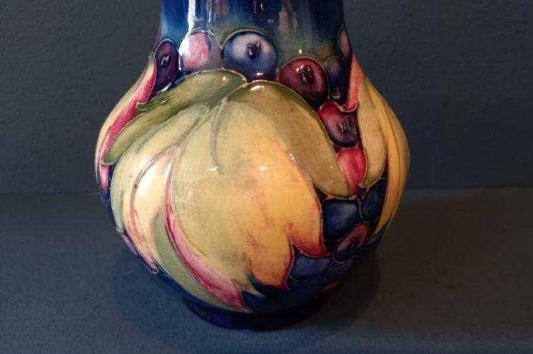 Moorcroft Leaf & Berries Bulbous Shaped Vase - Image 3