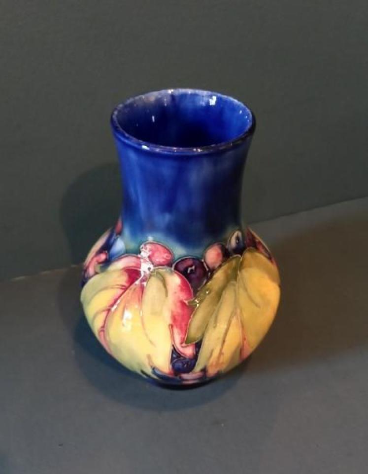 Moorcroft Leaf & Berries Bulbous Shaped Vase - Image 6