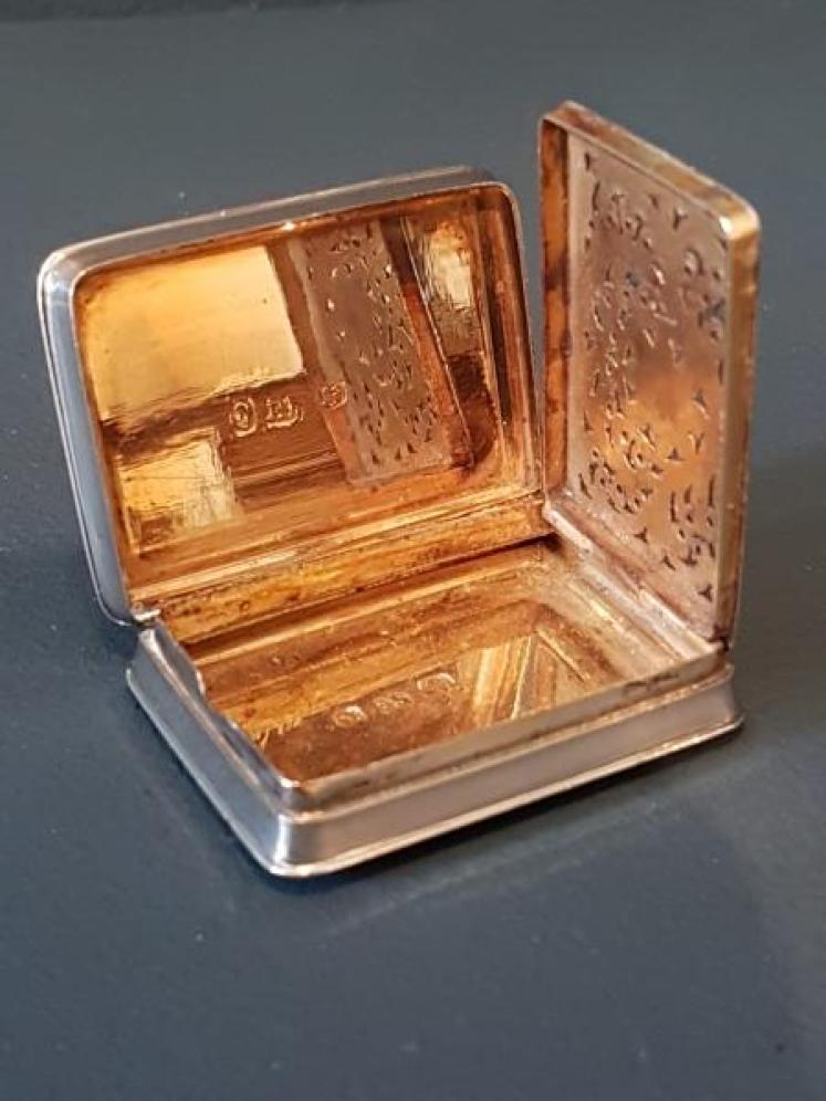 Victorian Silver Pocket Vinaigrette - Image 2