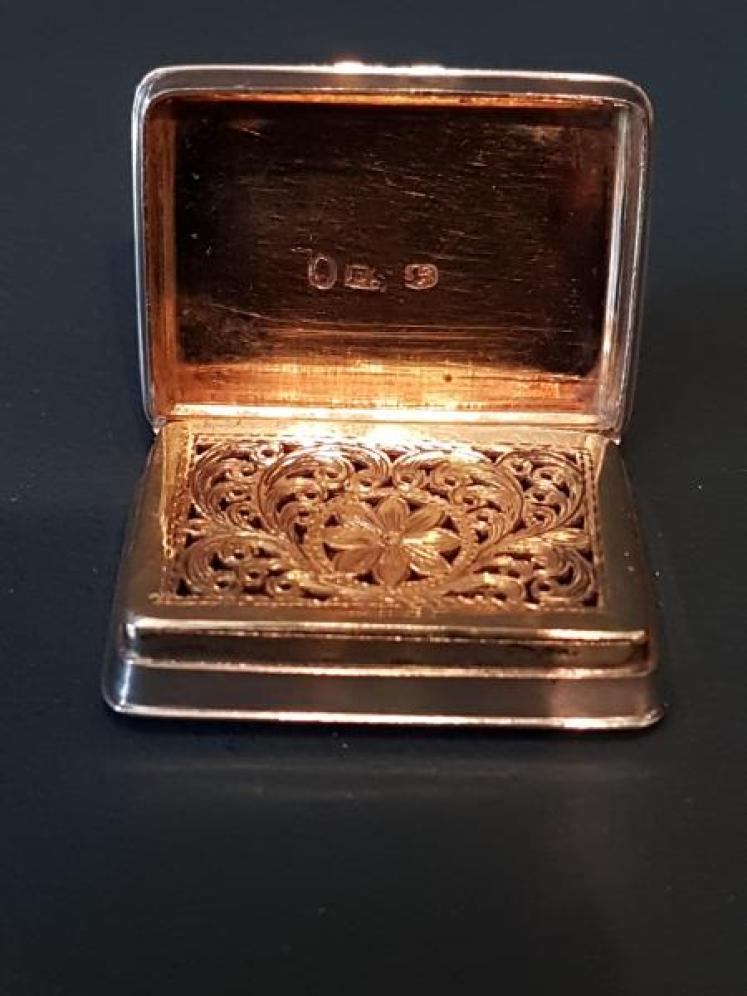 Victorian Silver Pocket Vinaigrette - Image 3