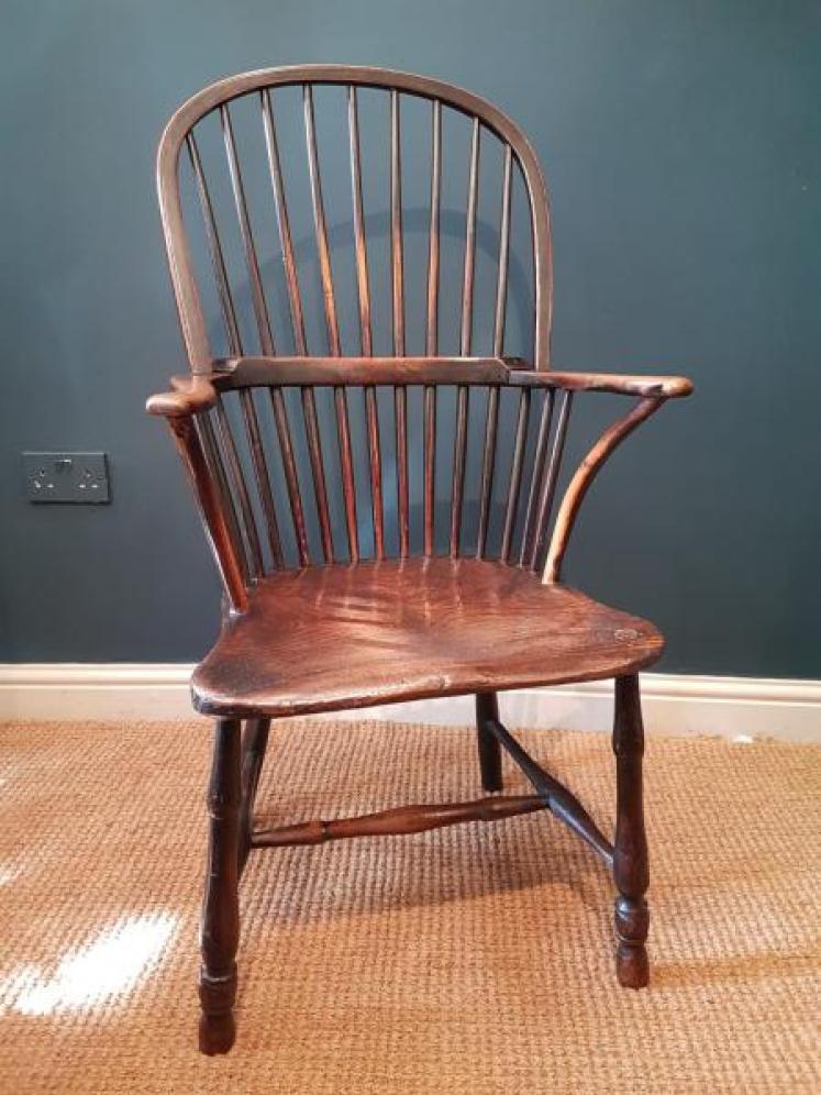 Superb Ash and Elm Windsor Chair - Image 1