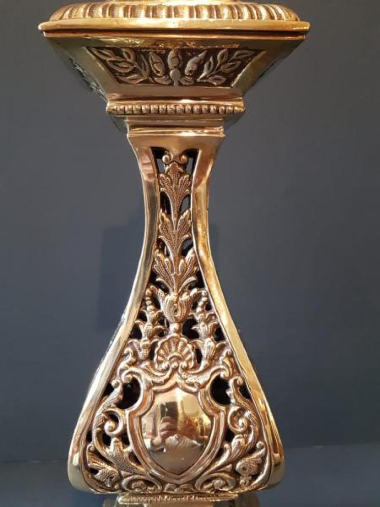 Edwardian Cast Brass Table Lamp - Image 3