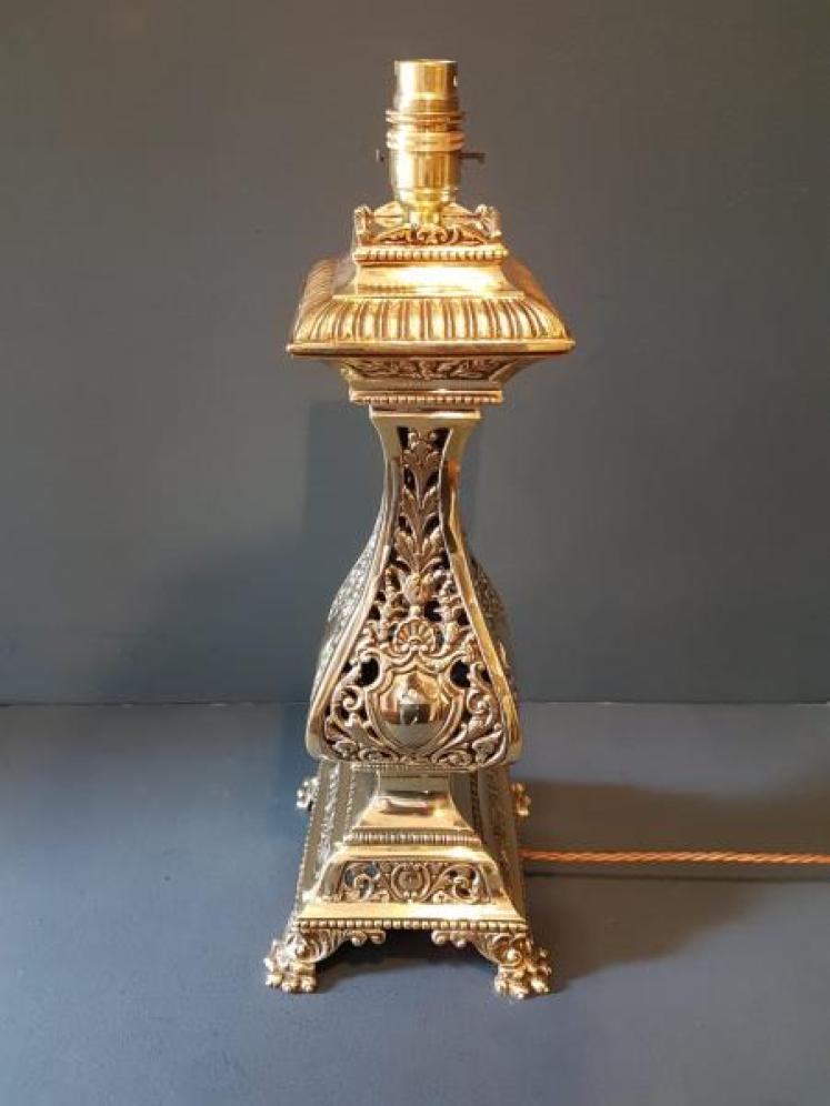 Edwardian Cast Brass Table Lamp - Image 4