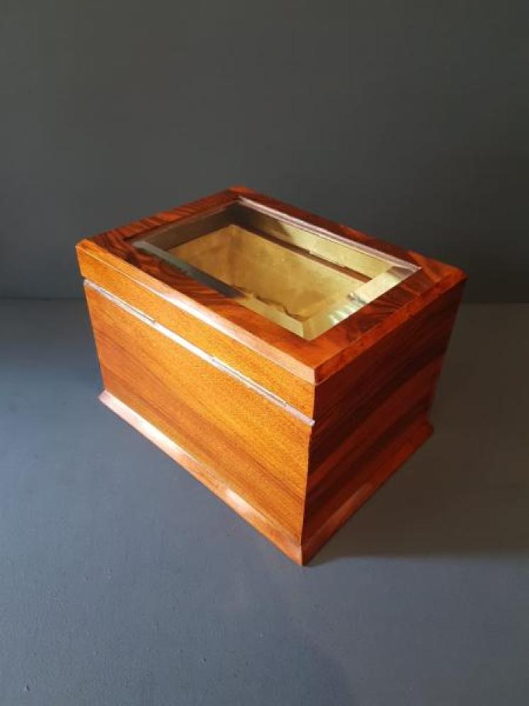 Victorian Walnut Jewellery Box - Image 3