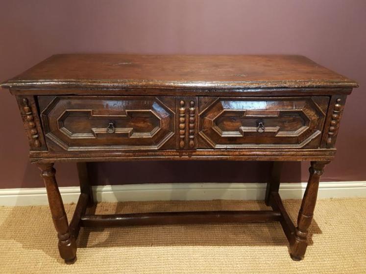 Superb James II Oak Dresser  - Image 2