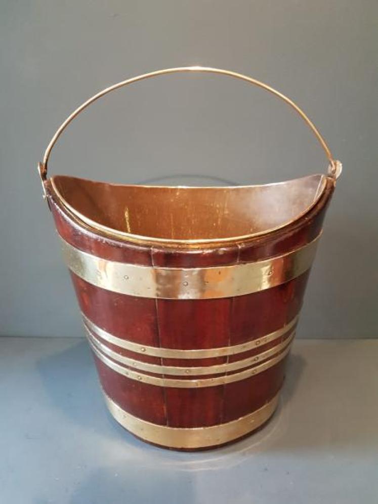 George III Mahogany Peat Bucket  - Image 1