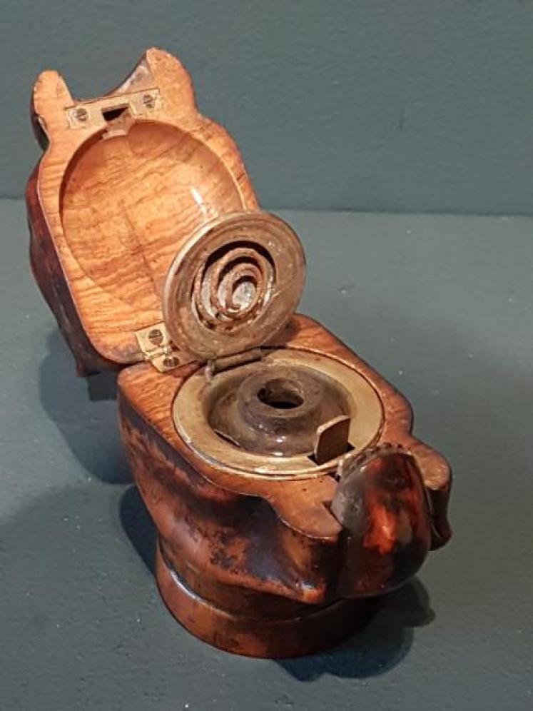 Rare Victorian Treen Bulldog Ink Well - Image 3