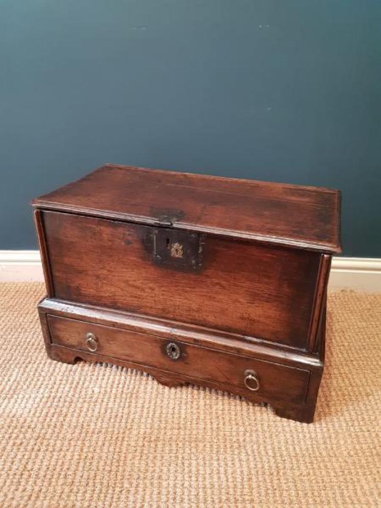 Georgian Oak Coffer Bach - Image 1