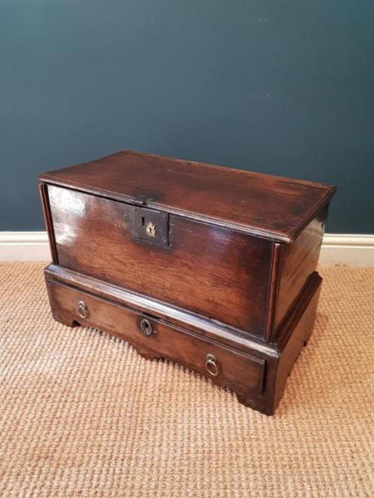 Georgian Oak Coffer Bach - Image 6