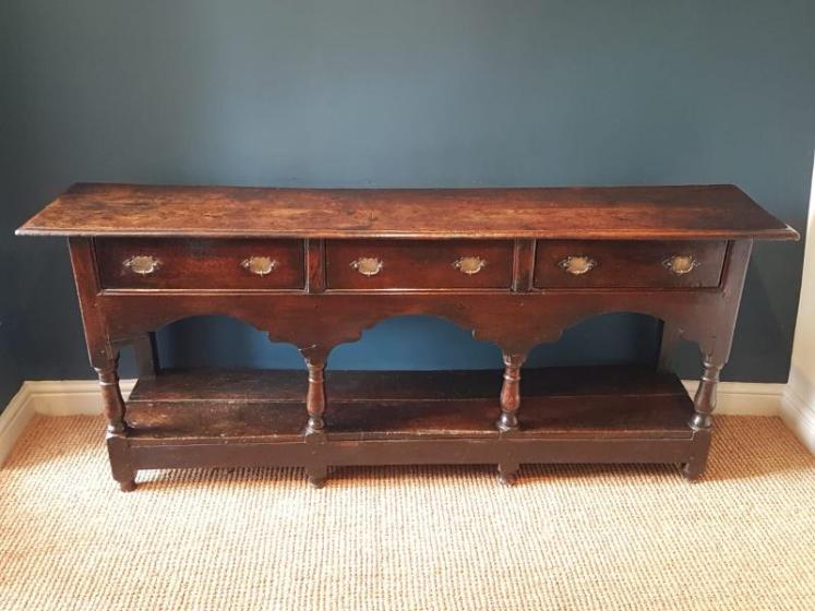 Superb George II Oak Open Pot Board Dresser - Image 2