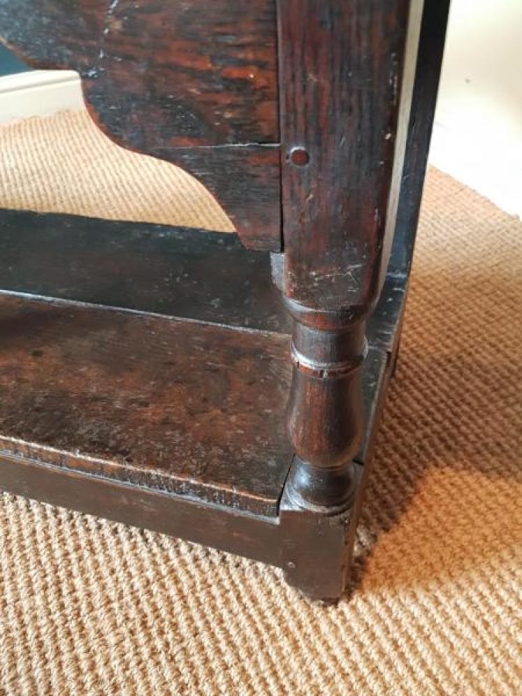 Superb George II Oak Open Pot Board Dresser - Image 5