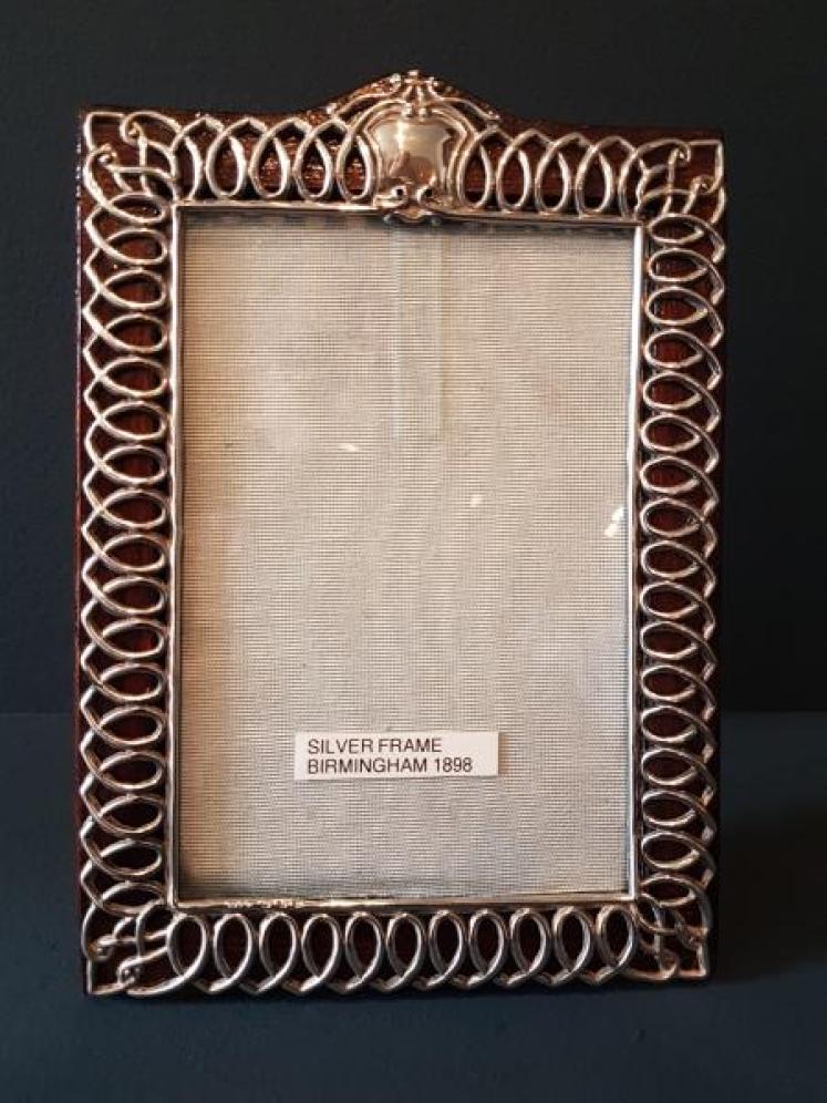 Superb Victorian Silver Wire Work Photo Frame - Image 1