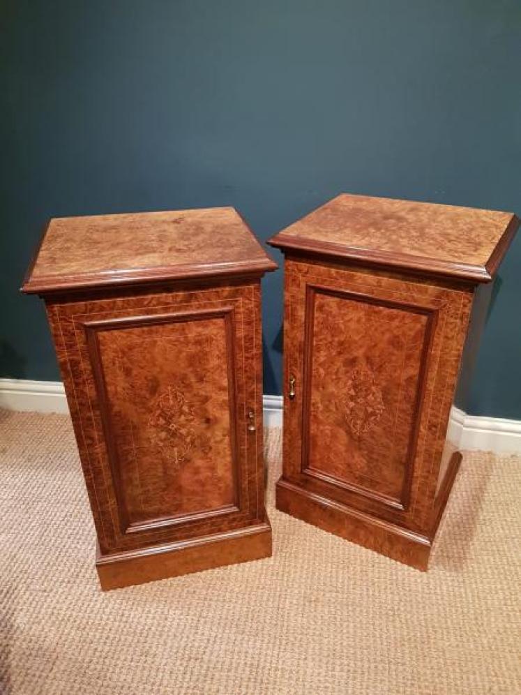 Matching Pair of Victorian Burr Walnut Bedside Cabinets - Image 7