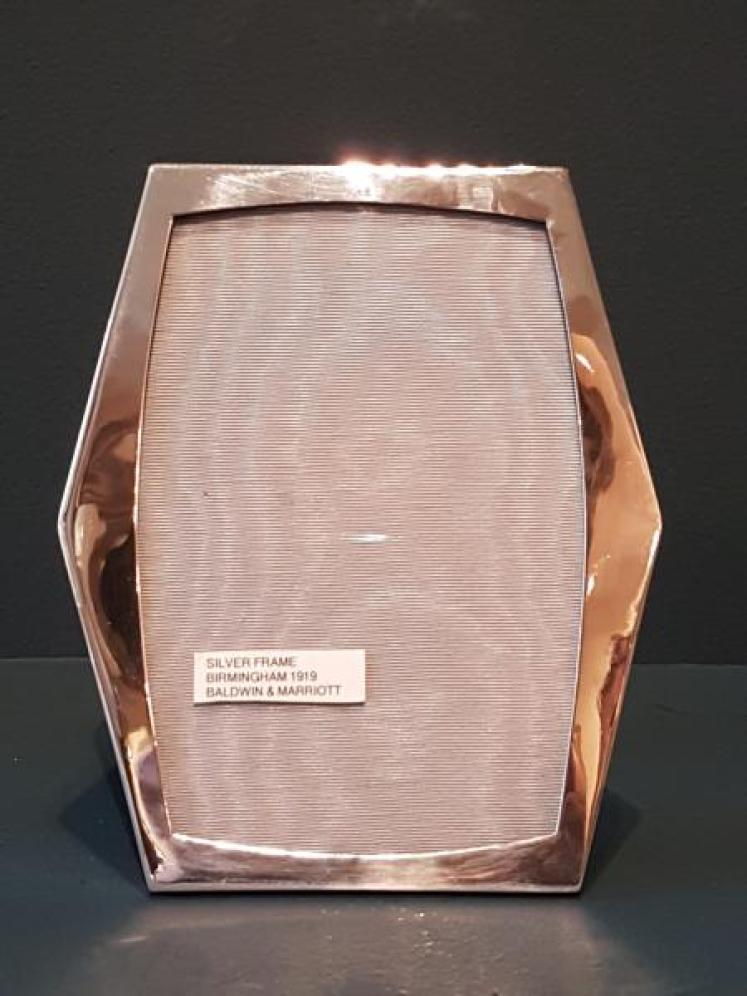 George V Period Silver Photo Frame - Image 1