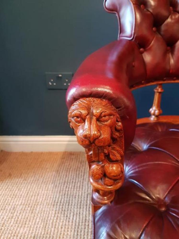 Early Victorian Oak Oxblood Hide Library Chair - Image 4